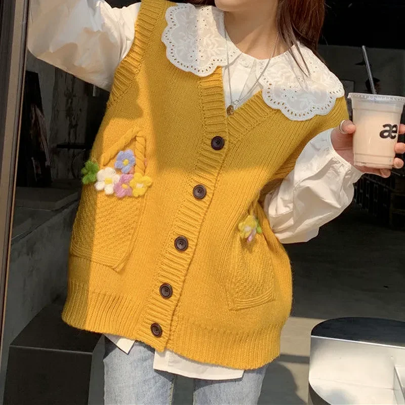 

DUOFAN Kawaii Cute Sweaters Vest Women Flower Print Korean Style Preppy Fashion Sweet Yellow Knit Vests Jumper Female Tops Y2K