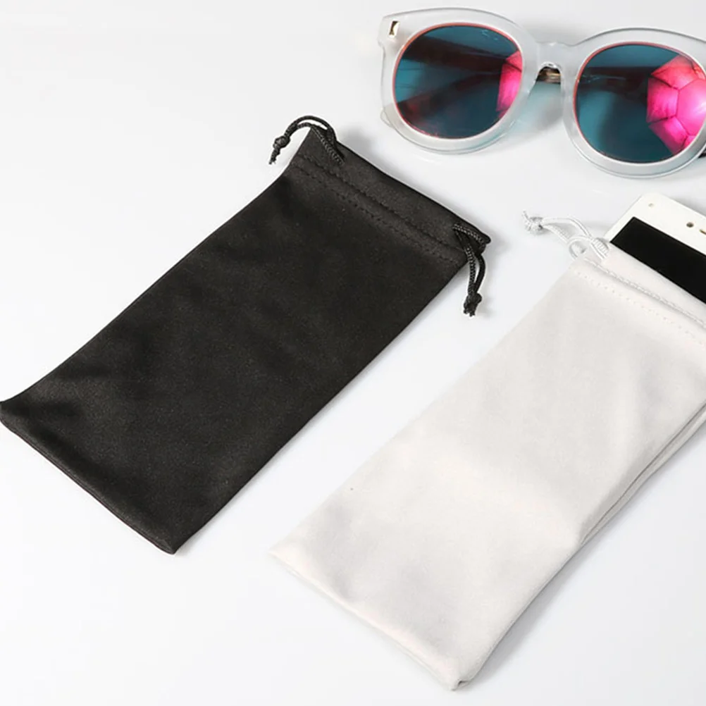 Рисунок 3 - карманная сумка для хранения солнцезащитных