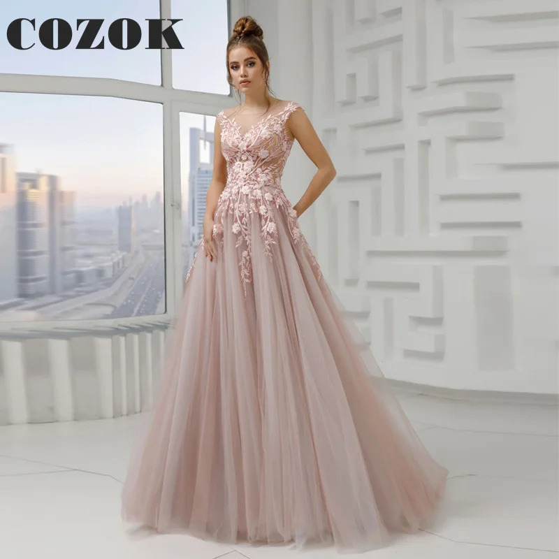 

Elegant Graduation Dresses Appliques Tulle Illusion V Neck Sleeveless Button Formal Party Gowns فساتين حفلات التخرج Custom LF94