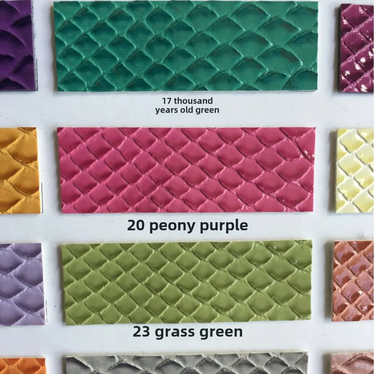 High Gloss Snake Skin Pattern PVC Artificial Leather Bag Fabric Soft Hard Leather Material for Handbags Background Walls