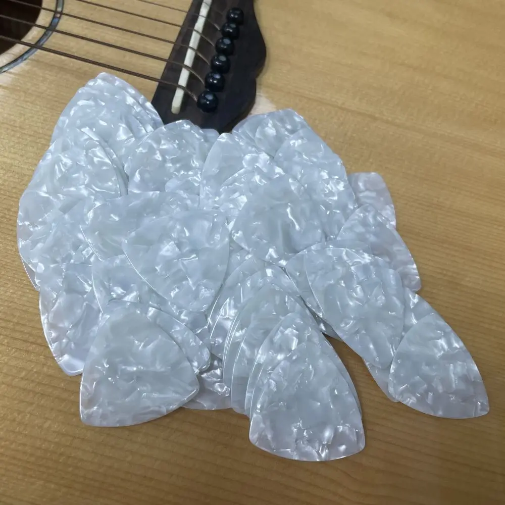 100pcs/lot White Pearl Medium 0.71mm Celluloid Big Rounded Triangle Guitar Picks
