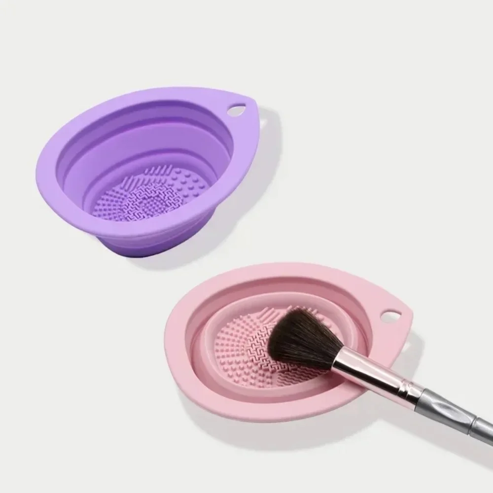 Silicone Foldable Makeup Brush Cleaning Pad - Portable and Efficient Cleaning Tool