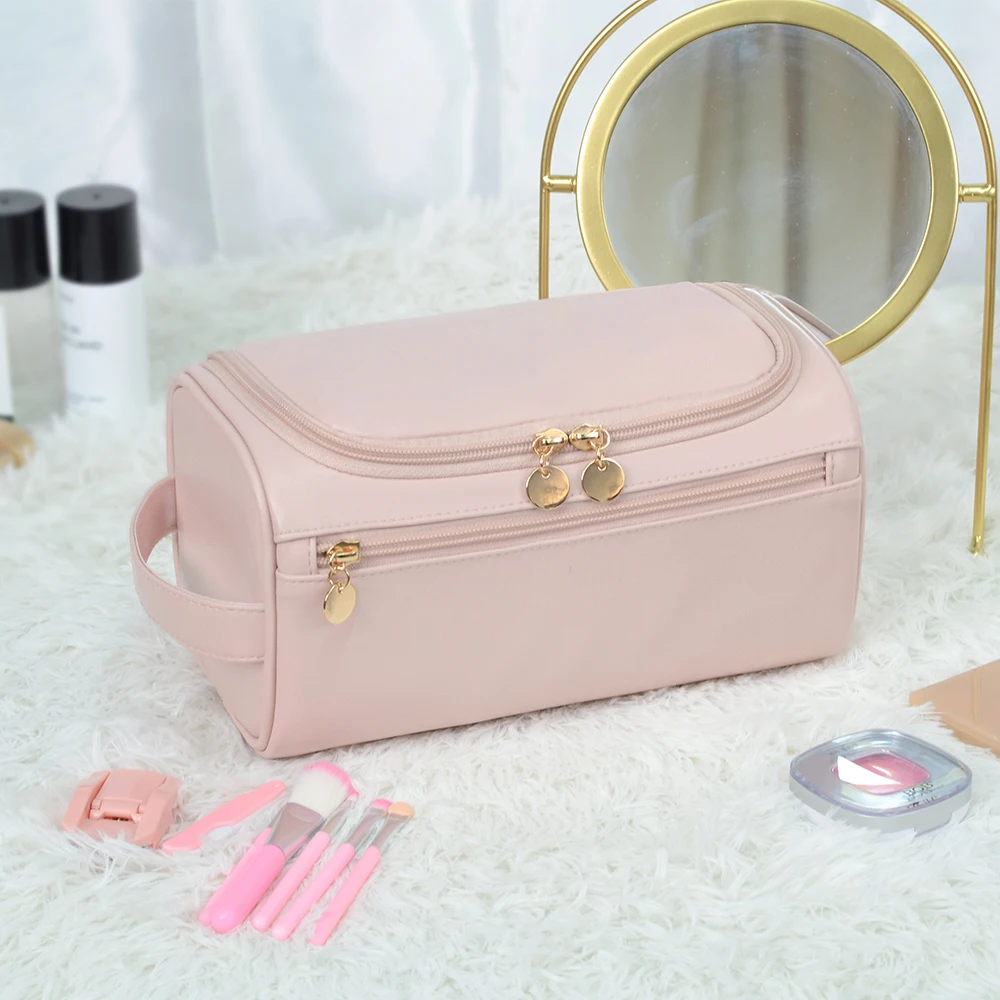 Chic Waterproof Hanging Toiletry and Makeup Organizer Bag