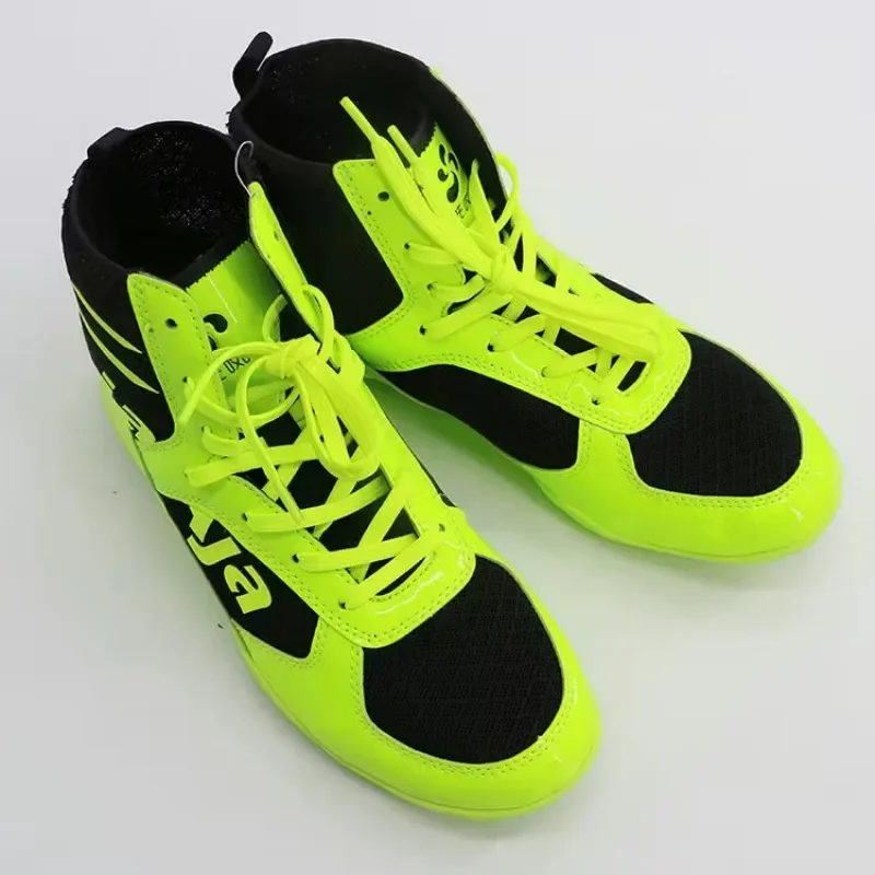 Breathable Soft Sole Fitting Wrestling Shoe High Top Training Lightweight Boxing Shoe Women Indoor Fitness Sneakers