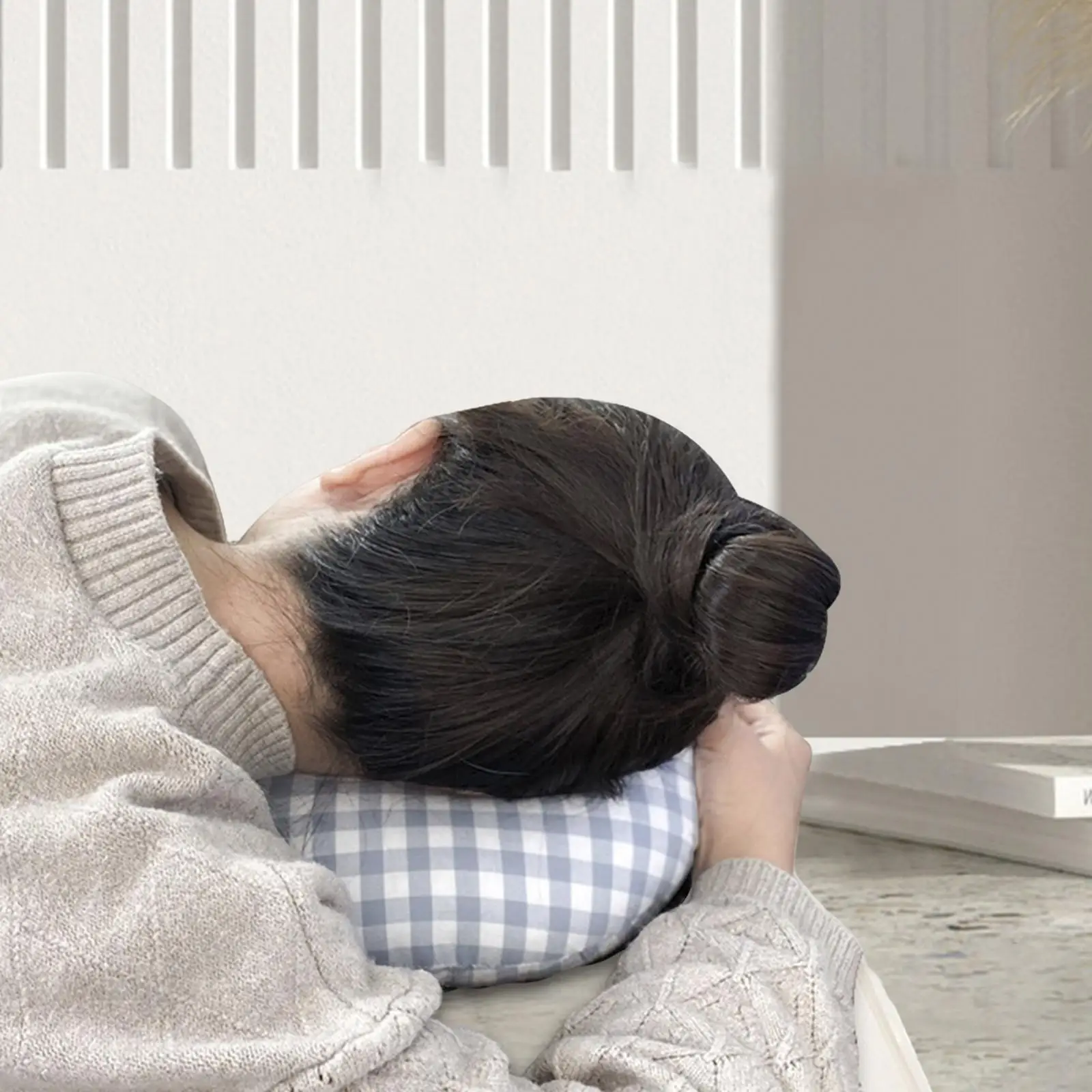 Ear Piercing Pillow Protector Neck Head Support For Relaxation Side Sleepers neck pillow