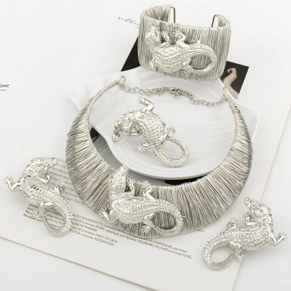 Jewelry Bracelet Fashion Earrings Classic Necklace Gold Plated