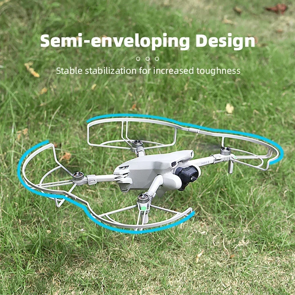 Gros plan sur un protège-hélice pour drone gris clair, anneau de protection anti-collision en action