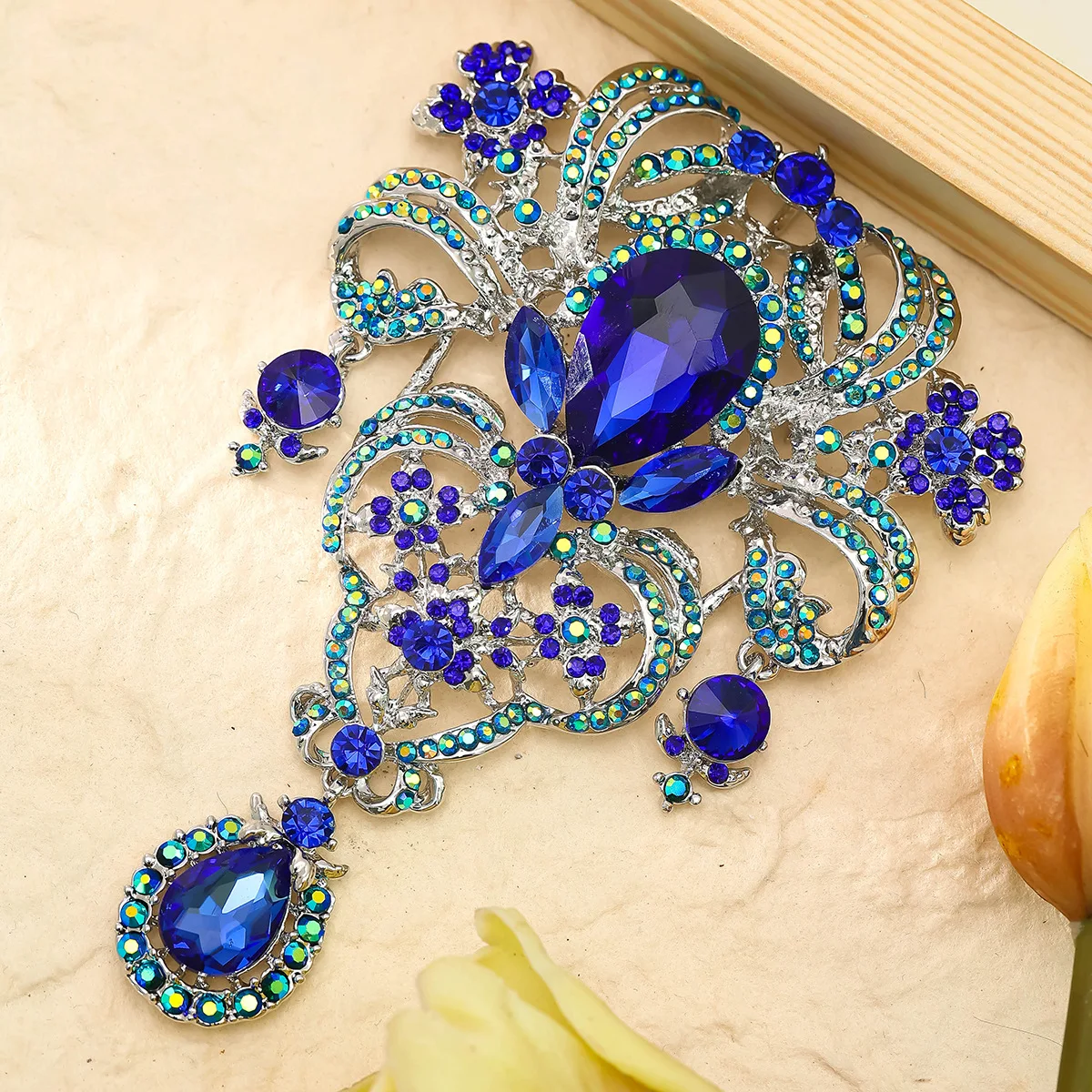 Luxus Große Strass Fliegen High-end-männer Kleid Zubehör Prince Hemd Kragen Pin Verstellbaren Riemen Lolita Kleidung schmuck – Detail 8