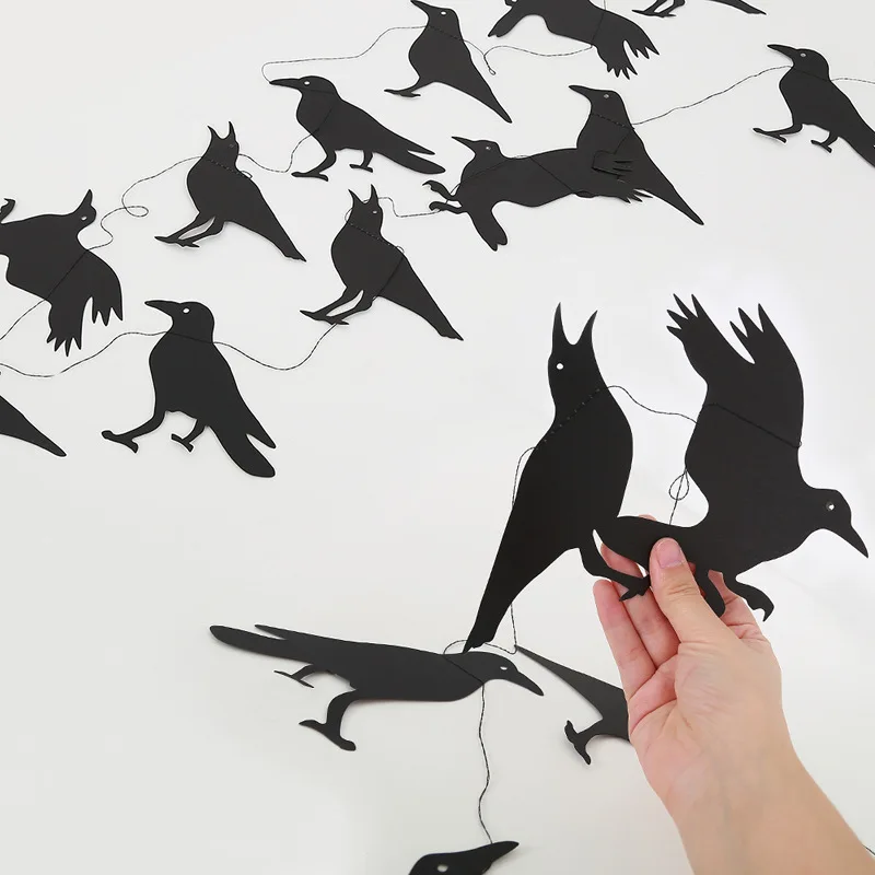 

Halloween Black Crow Banner Flying Crow Hanging Deocr 2023 Halloween Party Decor For Home Kids Favor Terror Themed Bar Decor