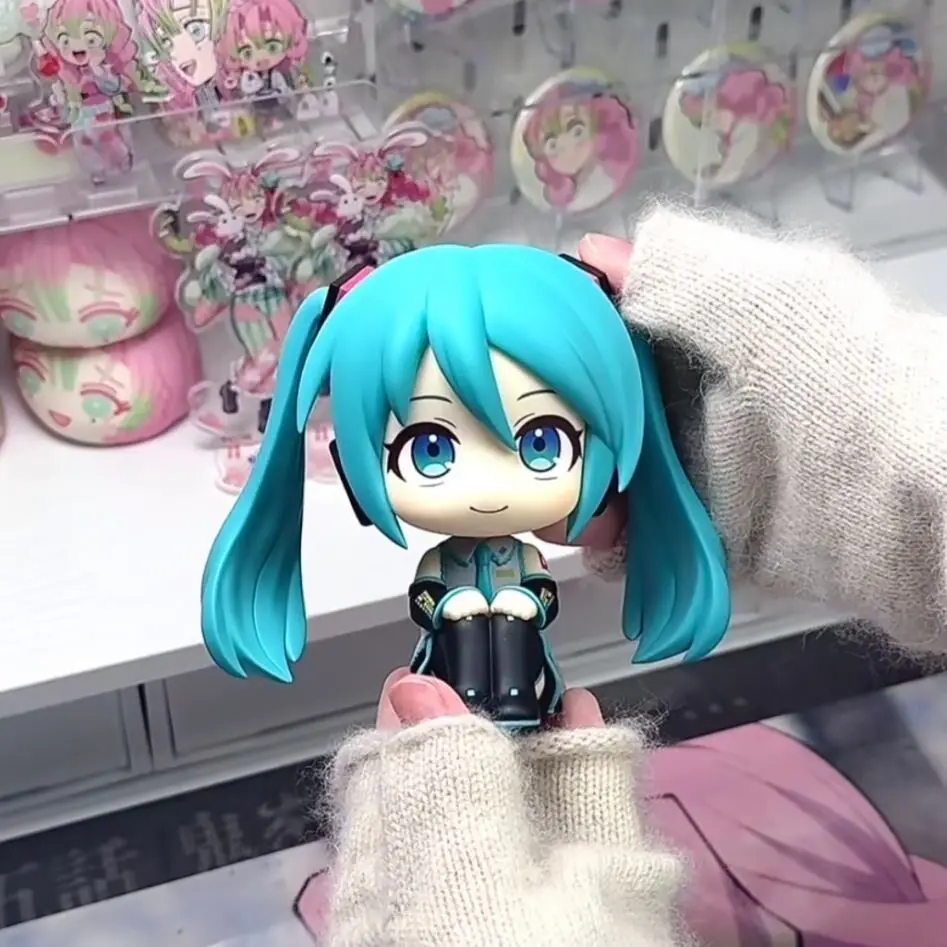 Kawaii Hatsune Miku Sitting Figure - Trendy Anime Collectible Ornament Doll Gift