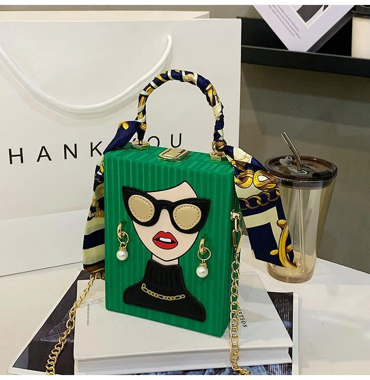 Damen Umhängetasche In Boxform Graffiti Retro Handytasche Kette_voghion.com