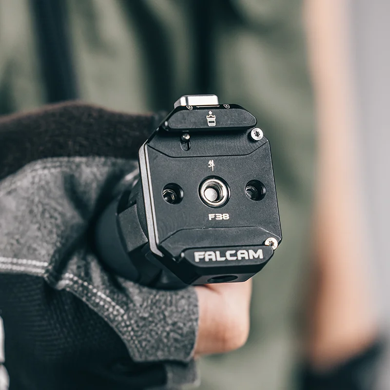 Ulanzi Falcam F38 Multi-Hole Arca Swiss Quick Release Plate Universal DSLR Camera Gimbal Quick Switch Base 1/4'' 3/8'' Screw