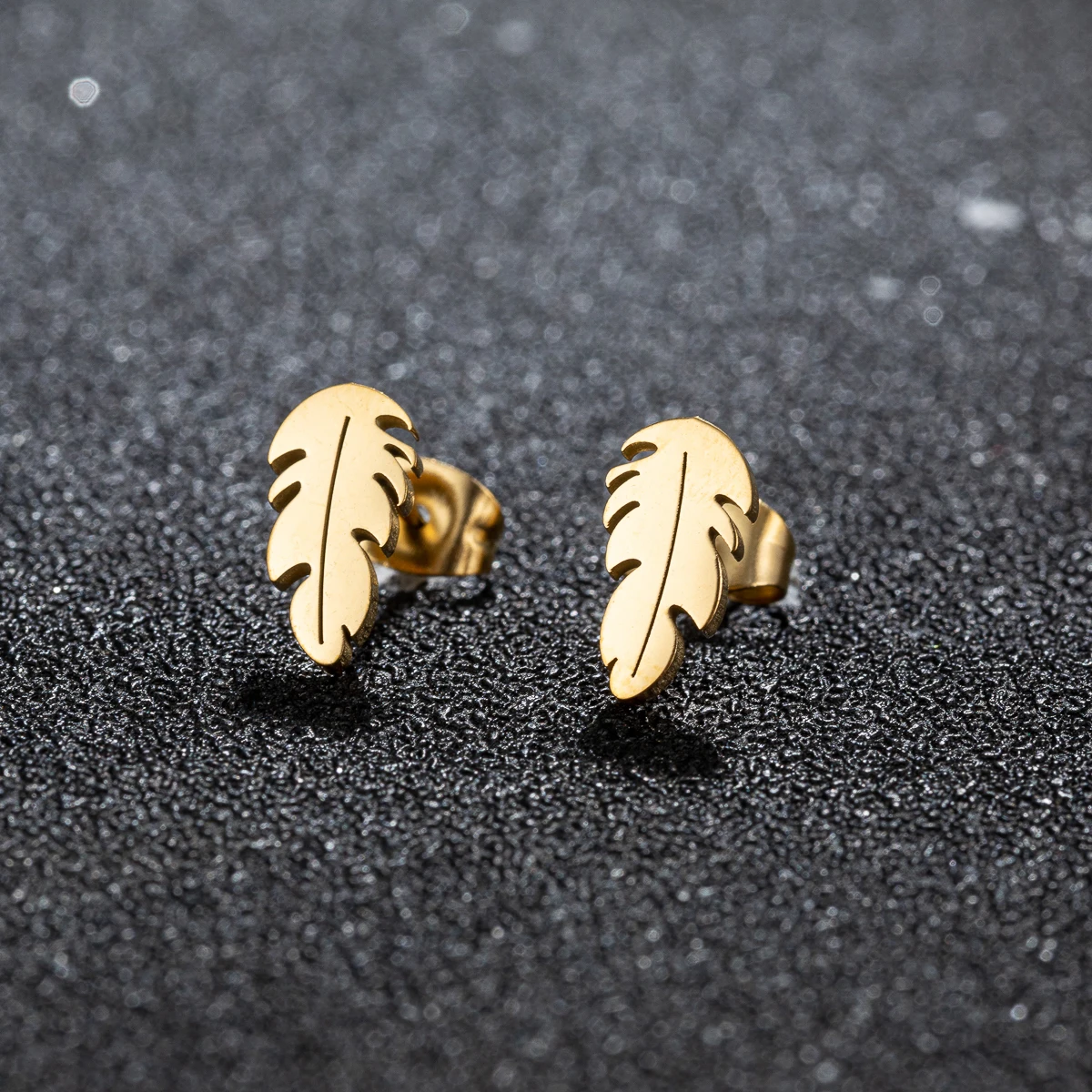 Böhmische winzige Monstera Blätter Ohr stecker für Frauen Piercing Ohr chirurgische Stahlwerk Blätter Ohr stecker Pen dientes Geschenk – Detail 4