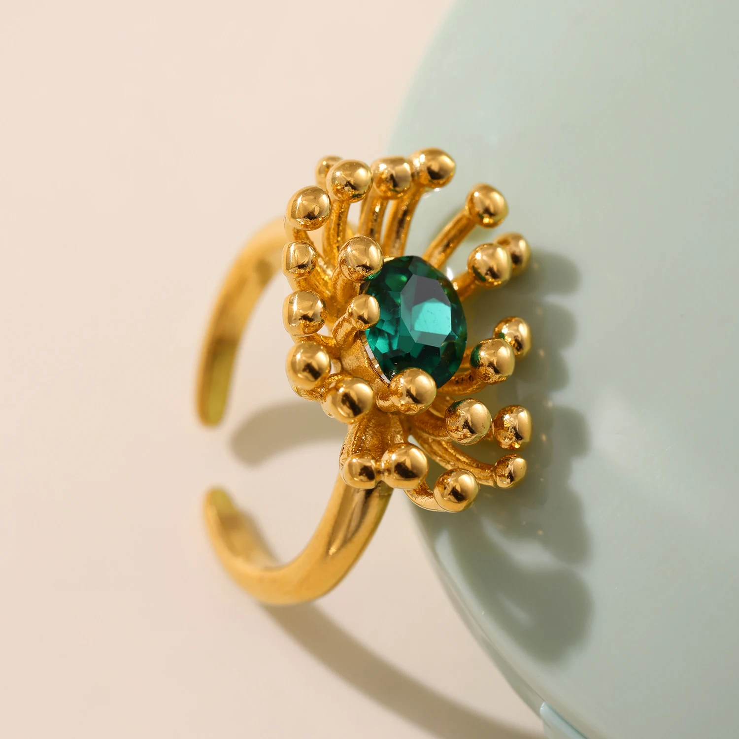 خاتم إكسسوار نسائي