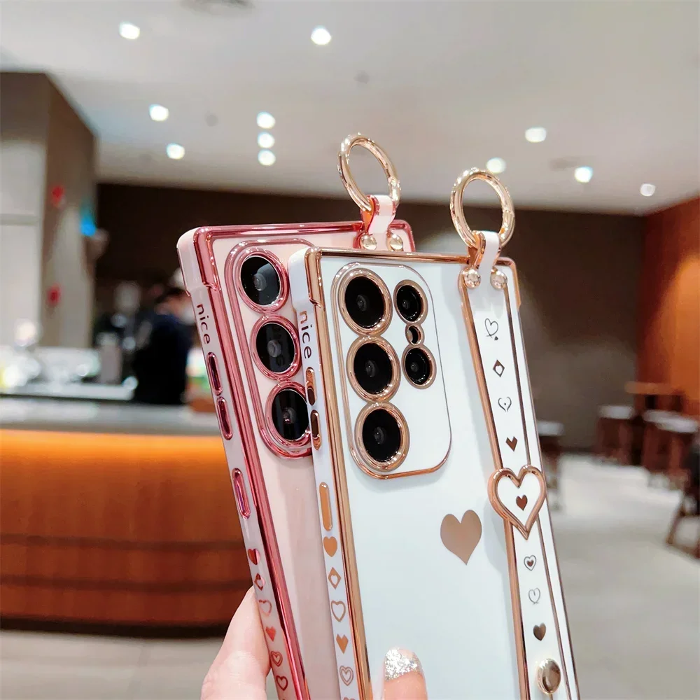 Chic Love Heart Wrist Strap Phone Case