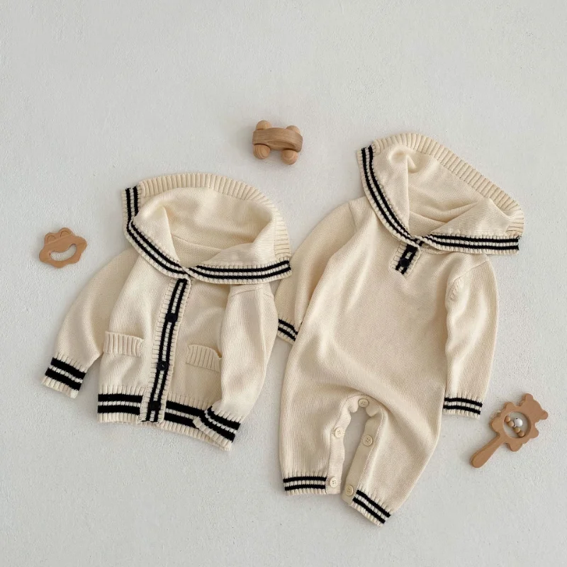 

2023 Spring Baby Rompers Sailor Collar Infant Knit Jumpsuits Brief Color Contrast Girls Outfit