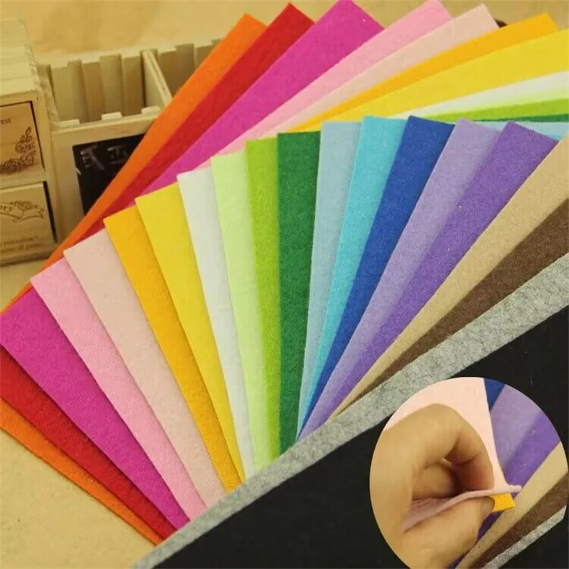 40Pcs 12x8 inches Felt Fabric Sheet 30*20cm Nonwoven Fabric Craft Felt Set for Children's Handicrafts DIY Sewing