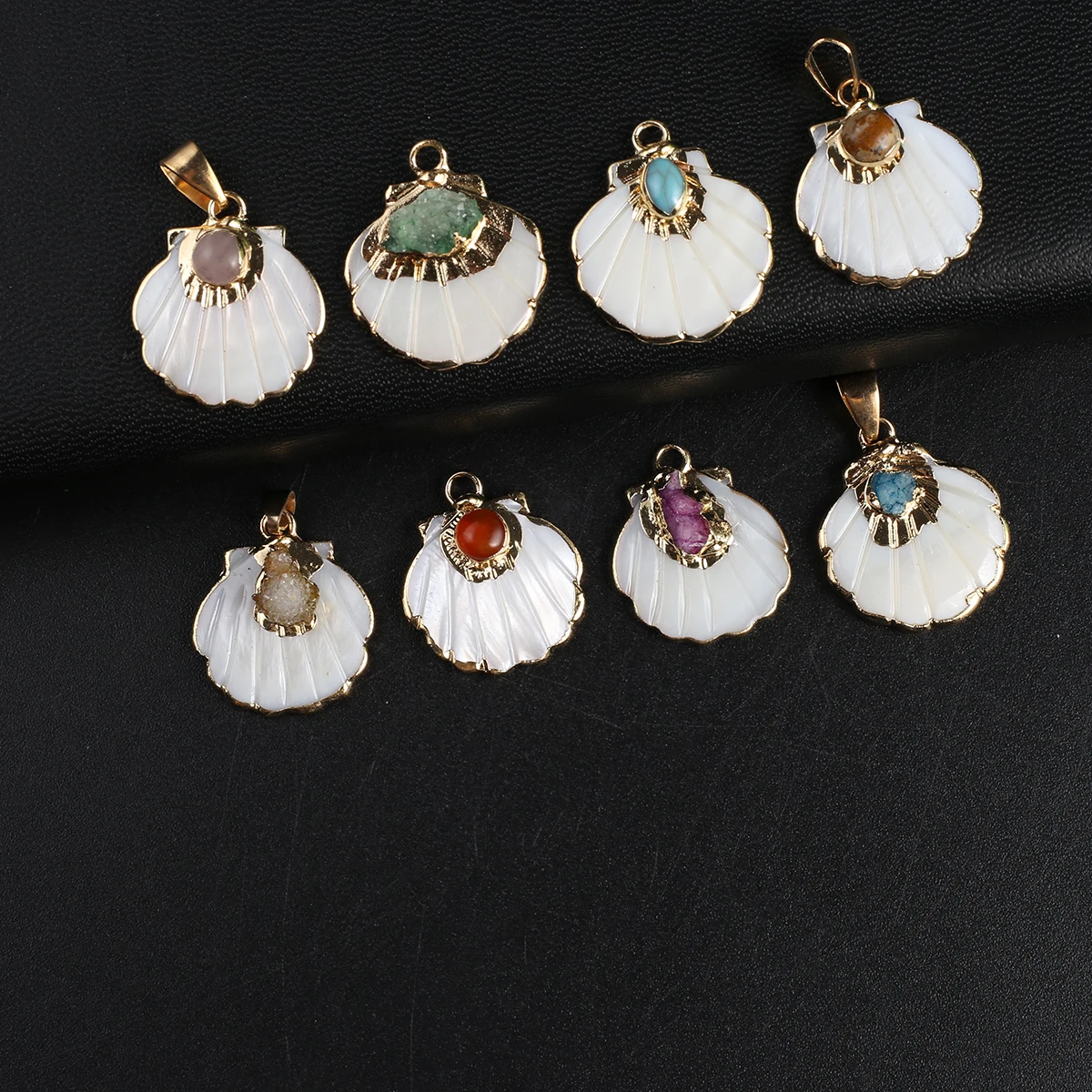 

Natural Shell Pendant Sector Shape Mix Color Inlay Druzys Stone Pendant Charm for Making DIY Jewelry Necklace Accessory 23x20mm