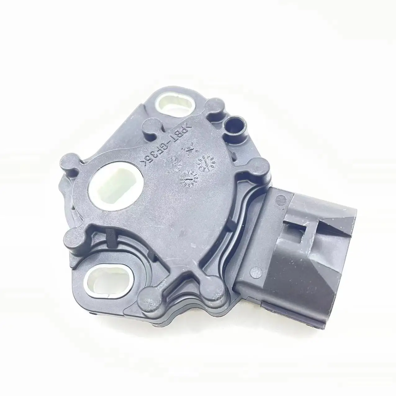 あ auの「Xperia XZ3」が11月9日発売 一括価格は税込みで10万円弱