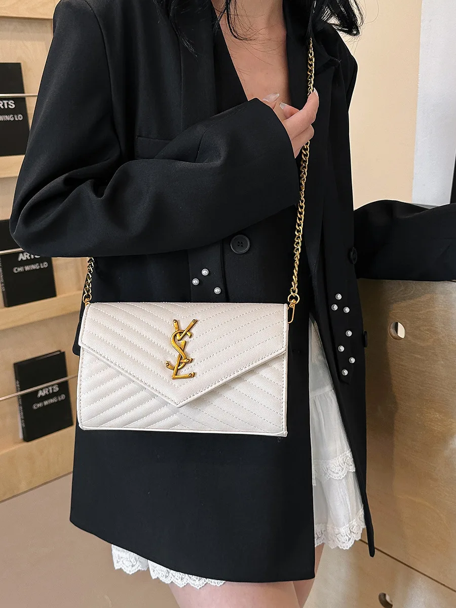 Women's Chain Crossbody Shoulder Bag Commuter Mobile Phone Niche Fashion