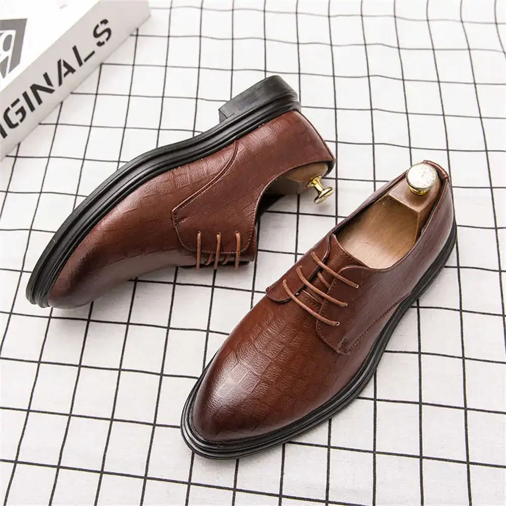 Oversize Legato Marrone Scarpe Eleganti Uomo Tacchi Mocassino Paese Scarpe Da Sposa Sneakers Sport Luxo Super Deals College Sneacker