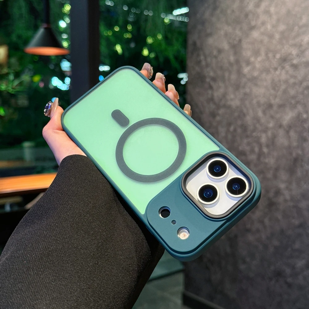 Luxury Matte Transparent Shockproof Phone Case with Breathable Magnetic Soft Cover