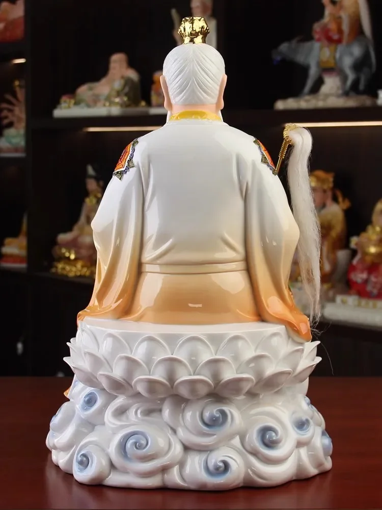 Tai Shang Lao Jun The statue of the founder of Sanqing Road