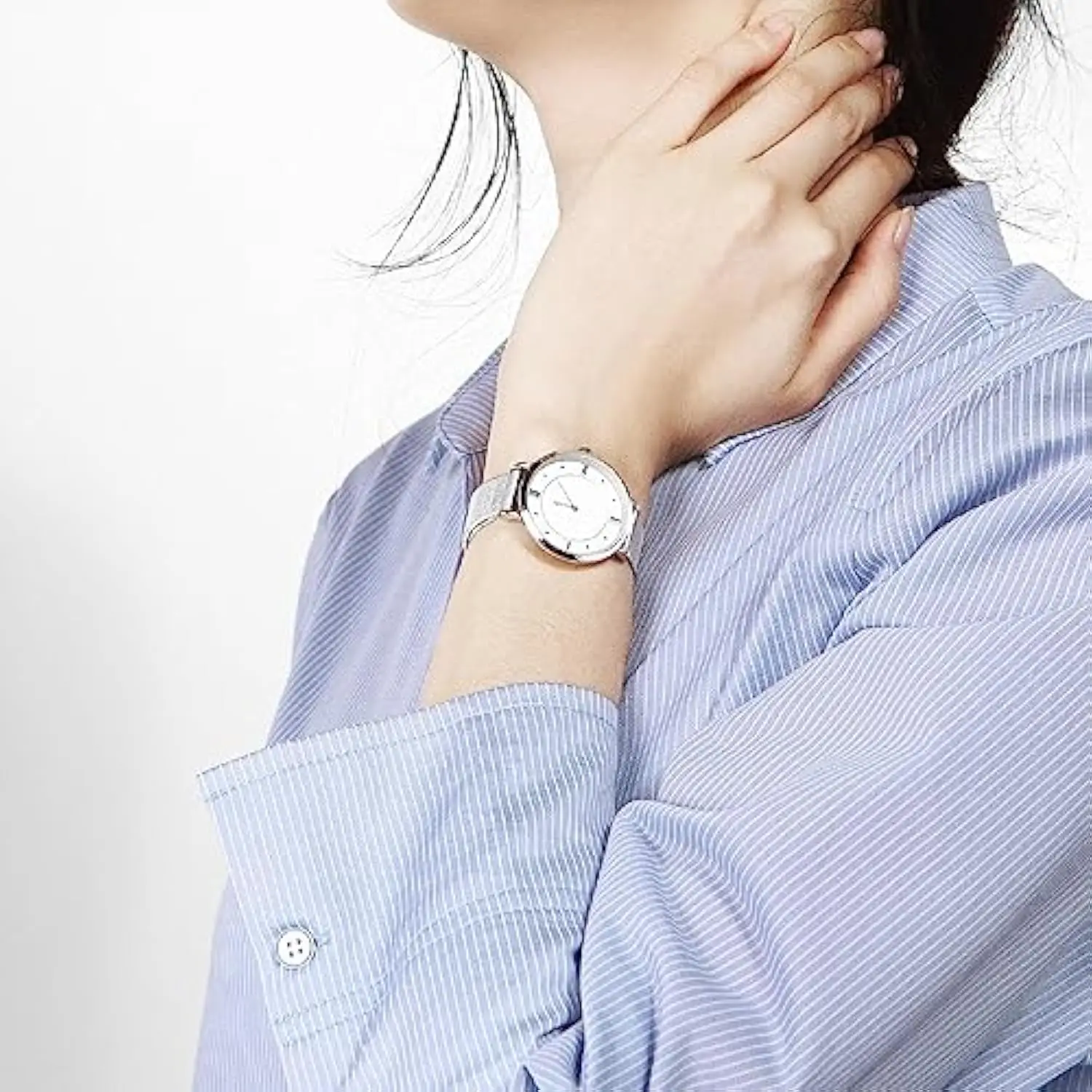 Elegant Stainless Steel Mesh Watch Band with Quick Release Strap