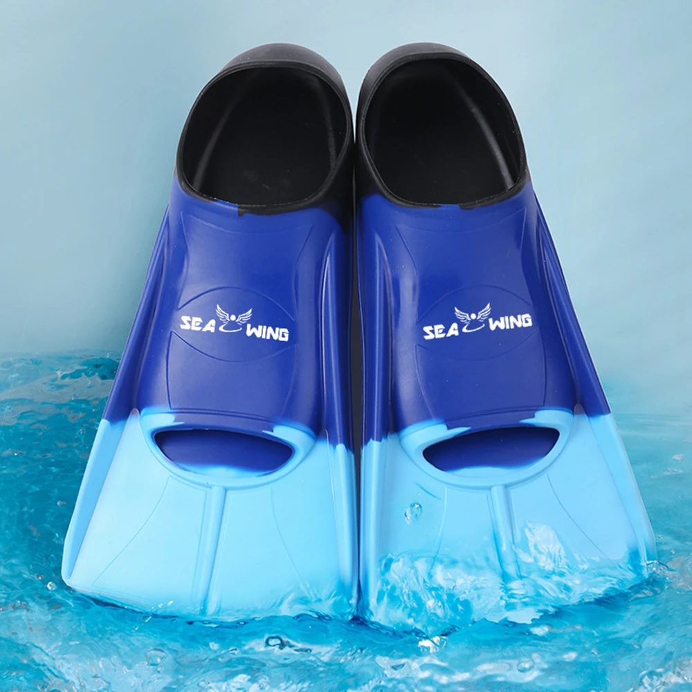 

2023 New Swimming Diving Fins Adult Children Freediving Silicone Anti-Skid Fins Swimming Training Recommended Equipment Fins