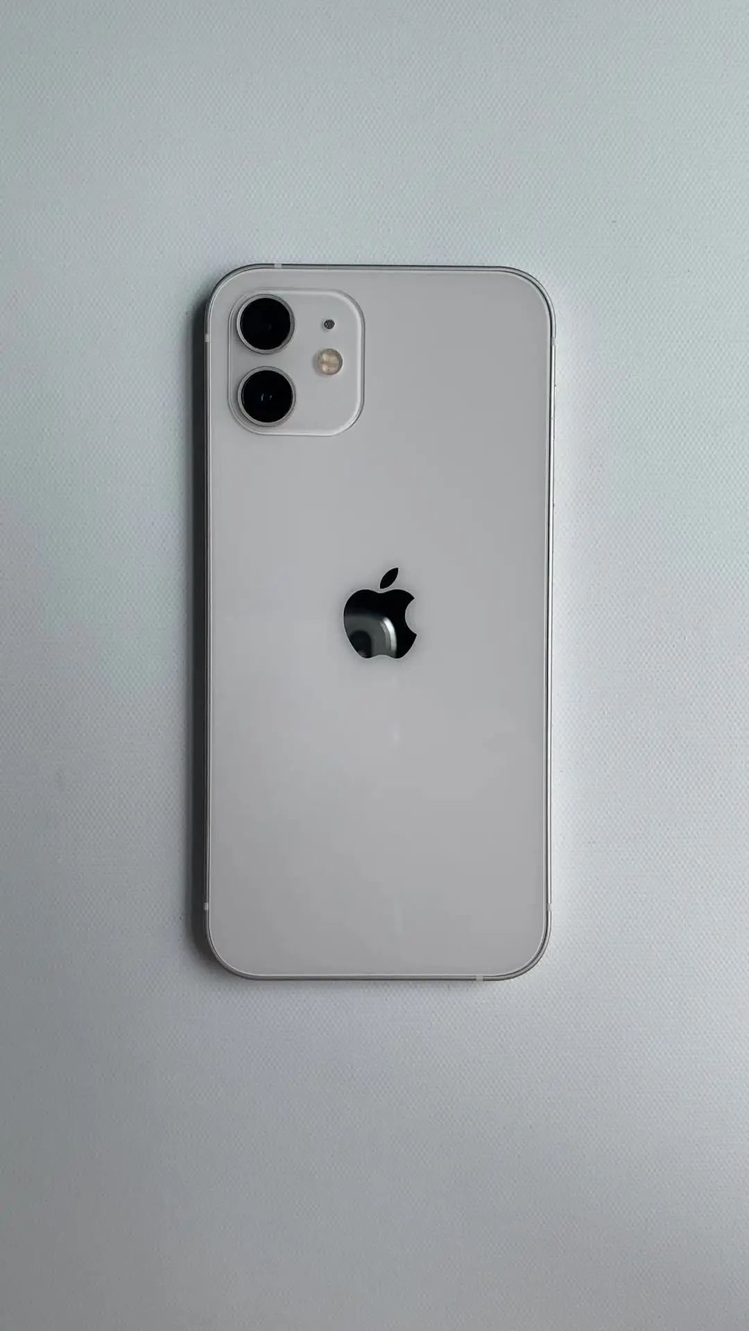 Смартфон Apple iPhone 12 4/64ГБ 4/128ГБ 4/256ГБ global Б/у