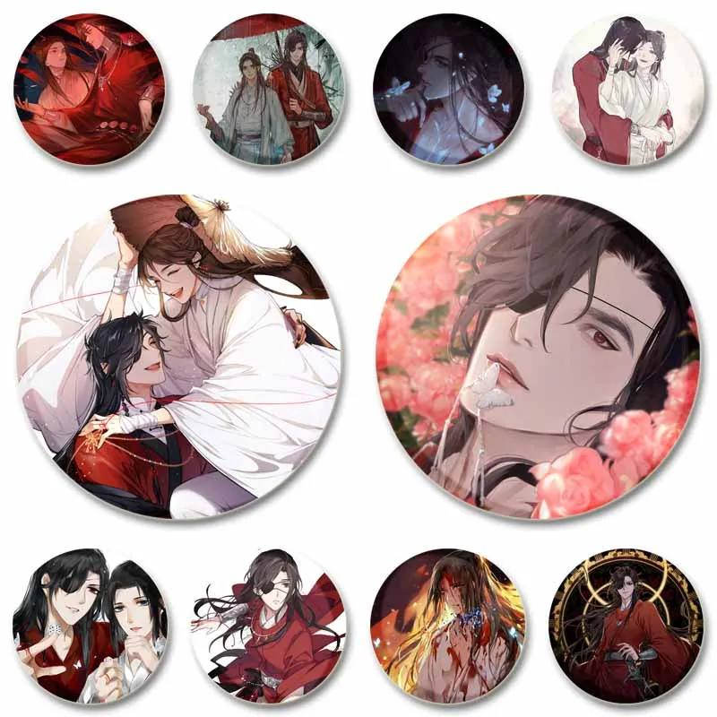 

Heaven Official's Blessing Brooch on Backpack, Handmade Round Brooches, Cute Hua Cheng Pins, Anime Icon Badges for Clothes