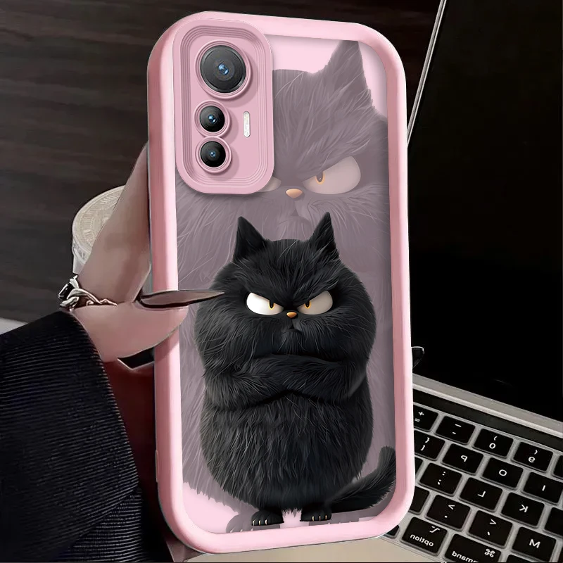 Charming Black and White Cat Phone Case