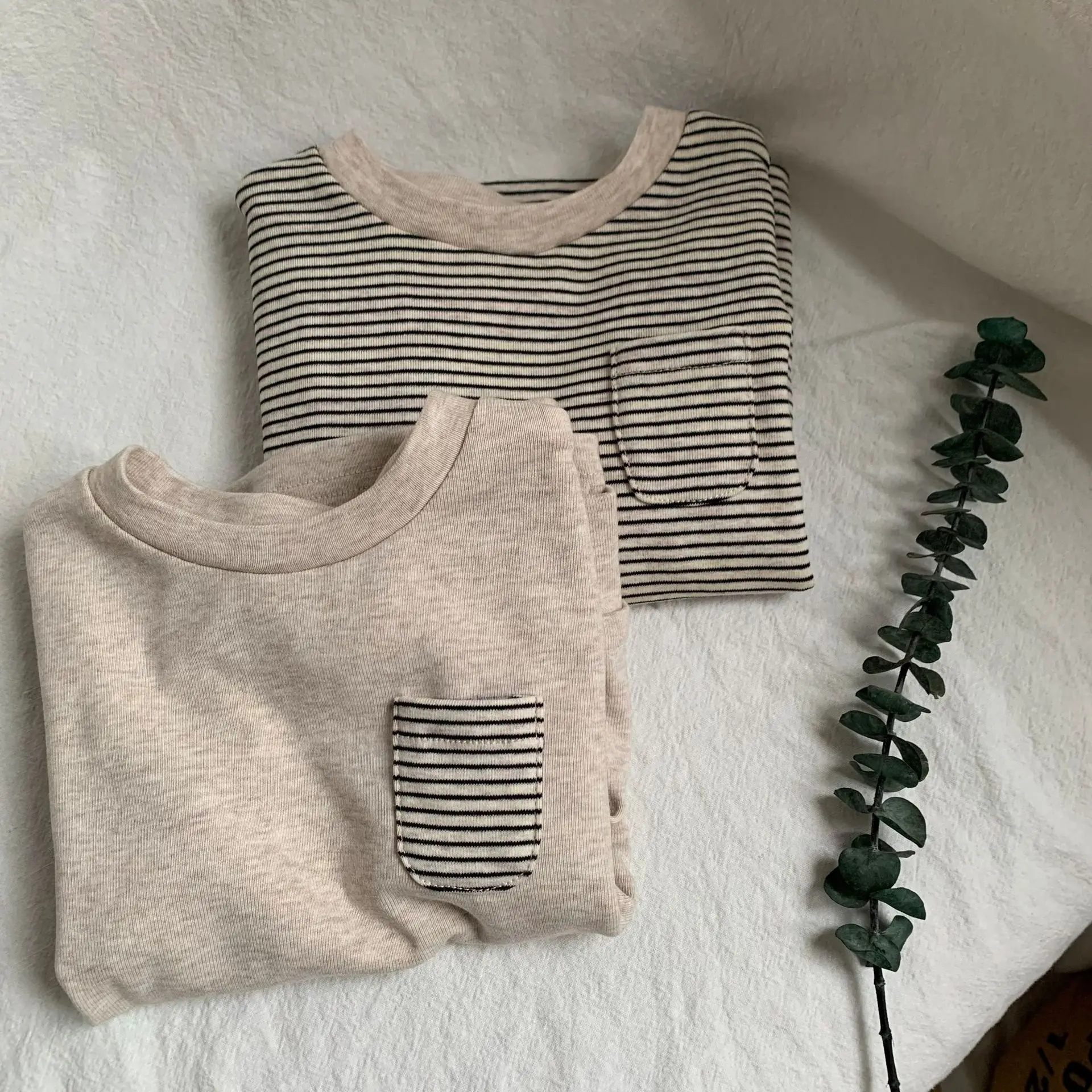 2025 Autumn New Baby Long Sleeve T Shirts Boys Girls Striped Casual Tops Toddler Loose Versatile Bottoming Shirt Kids Clothes 1 2025 Autumn New Baby Long Sleeve T Shirts Boys Girls Striped Casual Tops Toddler Loose Versatile Bottoming Shirt Kids Clothes