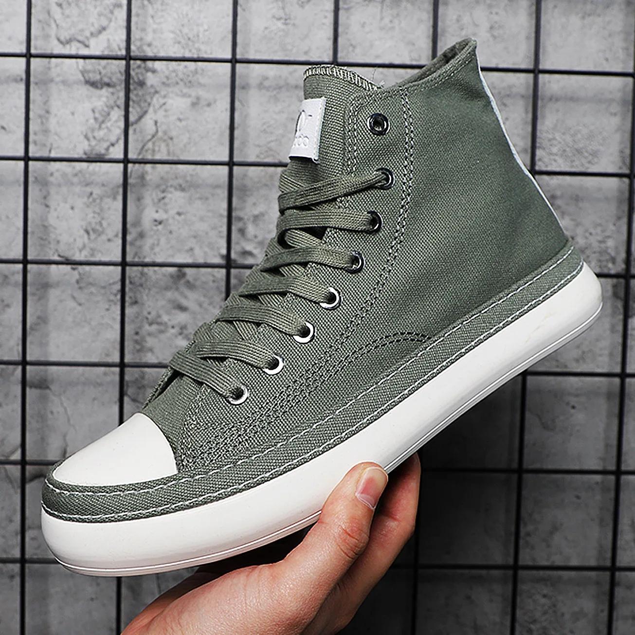 2023 Men's High Top Canvas Shoes Black White Men Casual Sneakers Fashion Lace-up Vulcanize Shoes Cool Street Sports Brand Flats 2