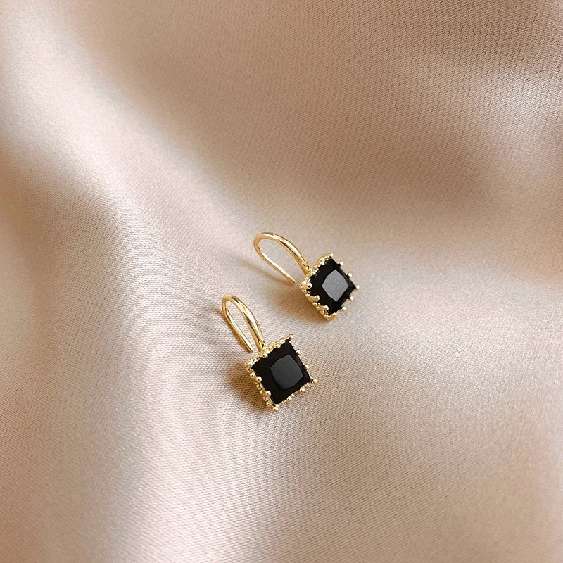 Square Crystal earrings Copper Material Gold Plated Clear Black Crystal Stone Fish Hook Earring Women Jewelry Obega