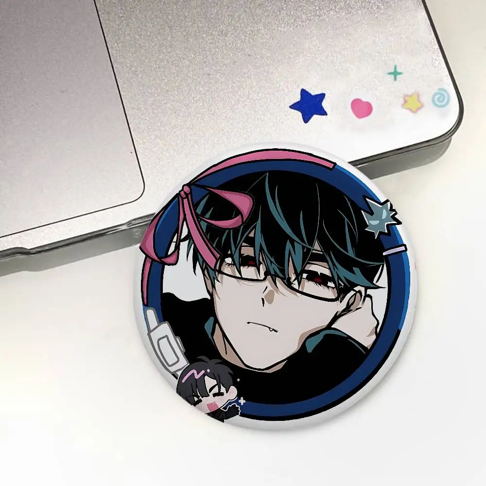 Niedliche A-Alien S-Stage Ivan Abzeichen Soft Button Pin Helle gedruckte Ikone Geschenk für Freunde Abzeichen Kragen Brosche Anstecknadel Metall – Detail 29