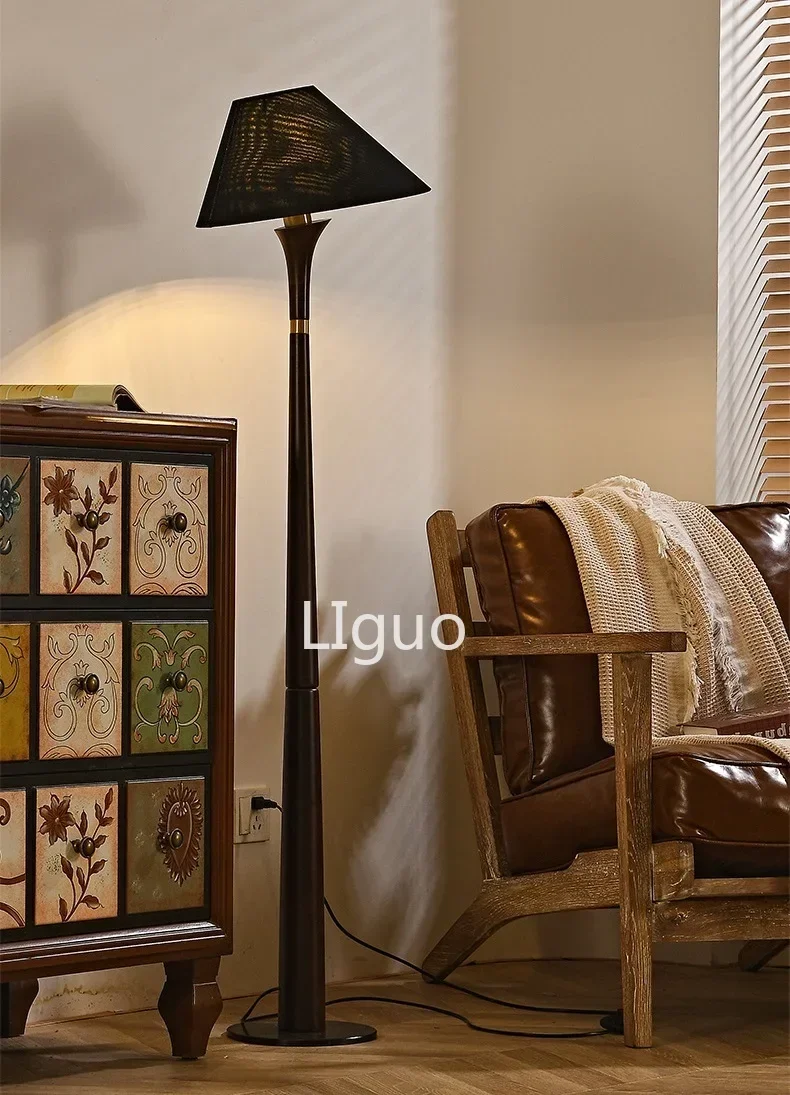 Description Picture 5 of itemFrench medieval wabi-Sabi solid wood floor lamp sofa next to bedroom study bedside American retro atmosphere vertical lamp