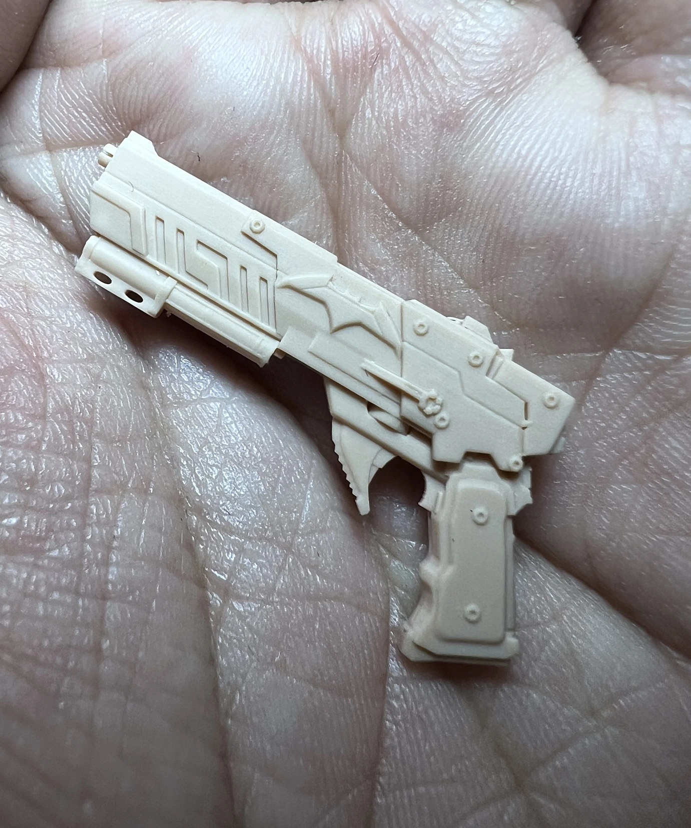 

McFarlane Size Red Hood Pistol Model 1/12 Scale Double Gun Toys Plastic Toys