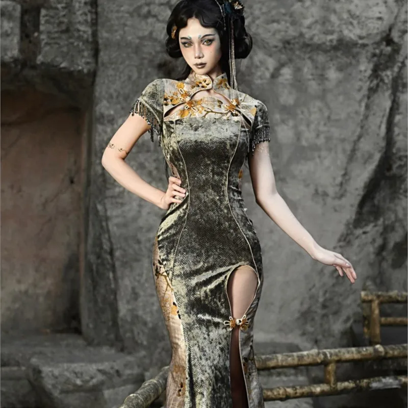 

Chinese Style Traditional Buckle Slim-Fit Fishtail Long Slit Cheongsam Dress