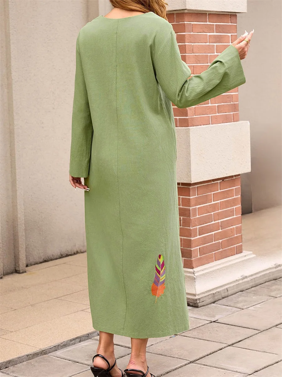 Elegant Middle Eastern Inspired Women s Long Dress with Feather Print Loose Fit V Neck and Long Sleeves for a Stylish Look