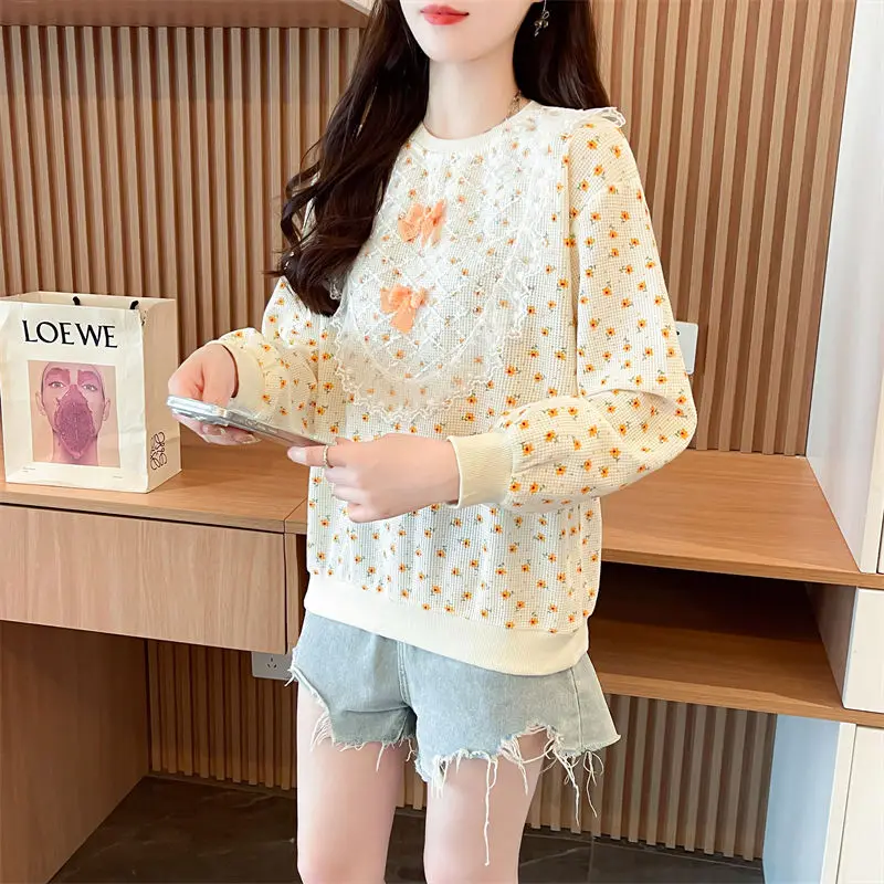 Sweatshirt Feminine Lace Slimming Versatile Age-Reducing Pullover Top 4