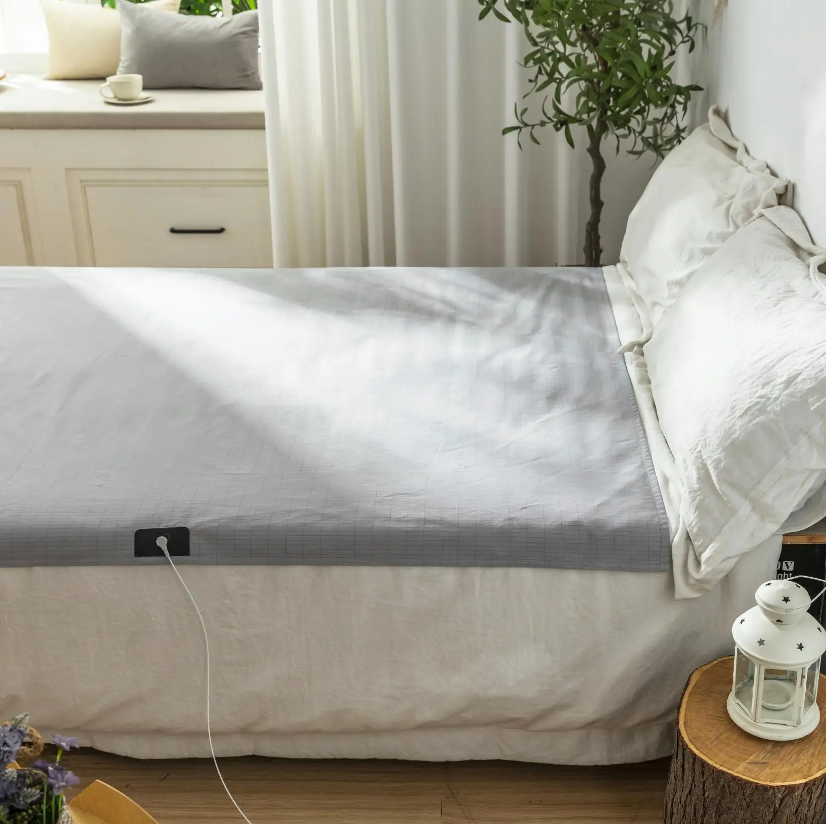 Description Picture 5 of itemSleep Health Electrostatic Discharge (ESD) Earthing Sheet Ground Benefit include a Local Cable