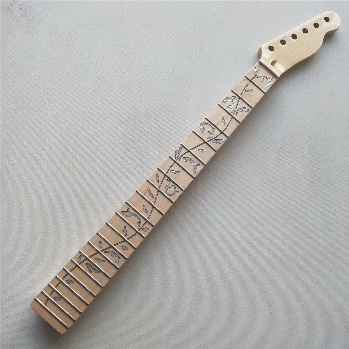 Beautiful DIY Maple Electric Guitar Neck 22 fret 25.5inch Glazed White Vine Inlay Maple Fretboard New Replacement