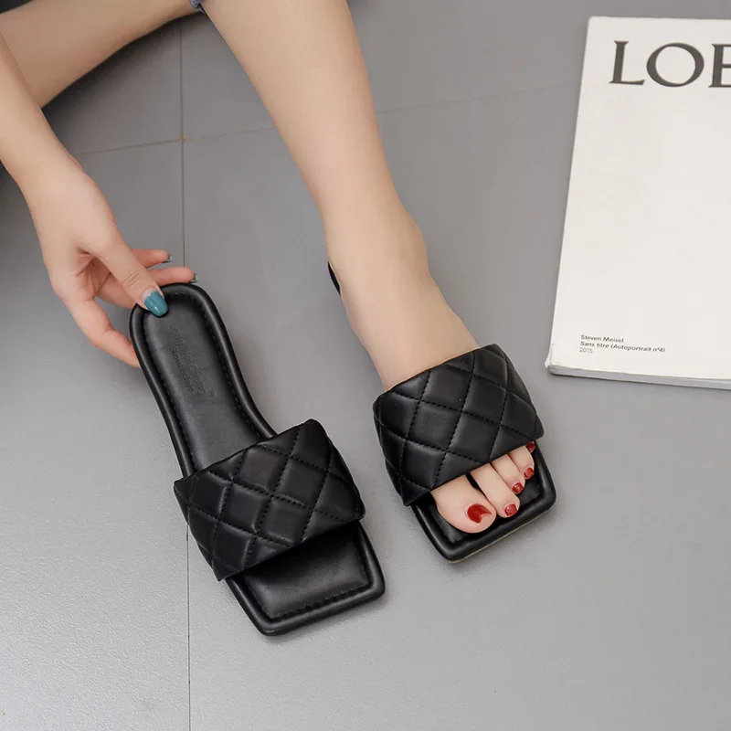 Mujeres Bajitas Que Tipo De Cartera Debo Usar Los Accesorios Más