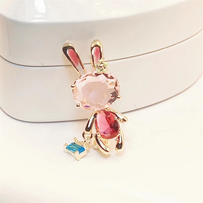 Exquisite Personality Imitation Crystal Cute Bunny Brooch for Women Fashion Rabbit Zircon Pin Anti-exposure Buckle Jewelry Gifts