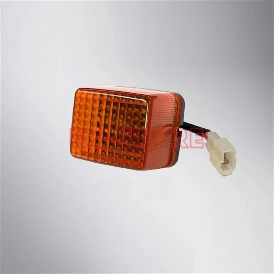1E8923-81250 , LAMP YANMAR AG600/YH6118 LAMP LIGHT turn signal TURN SIGNAL