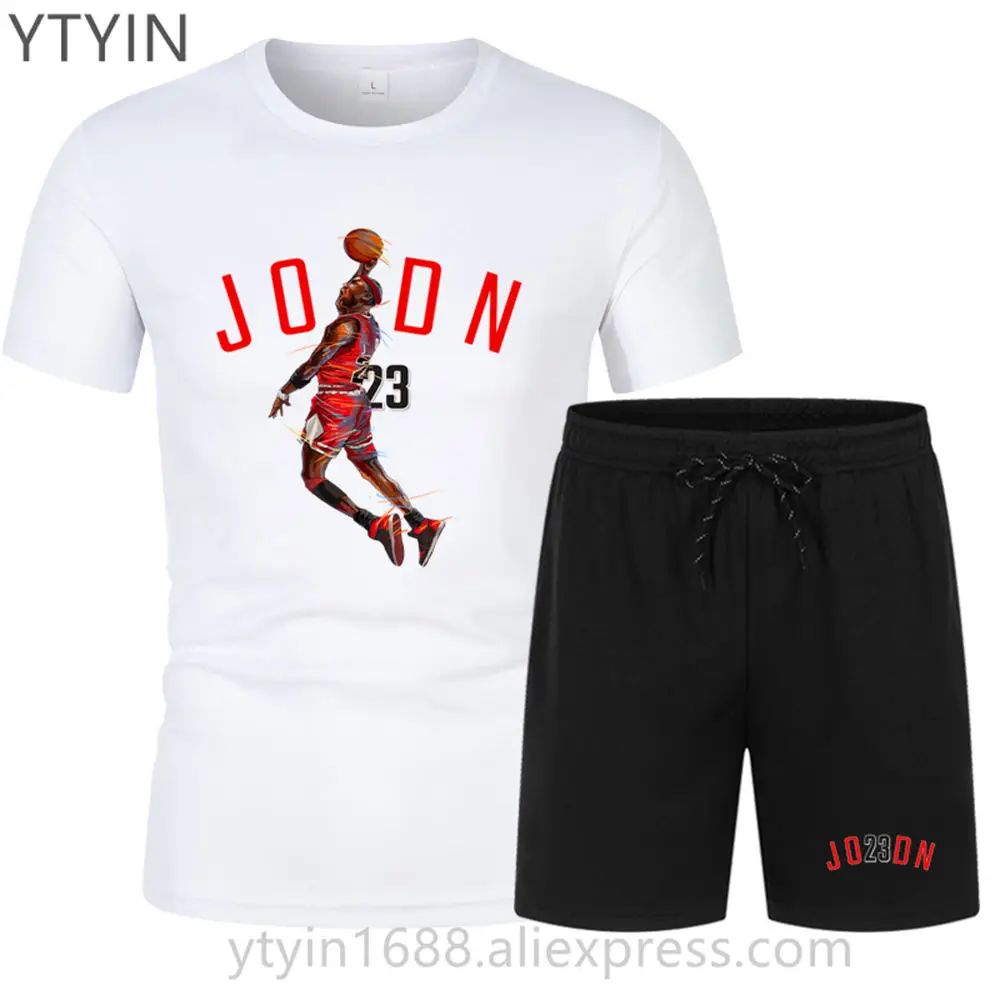 Рисунок 5 - Костюм мужской летний из футболки и шортов