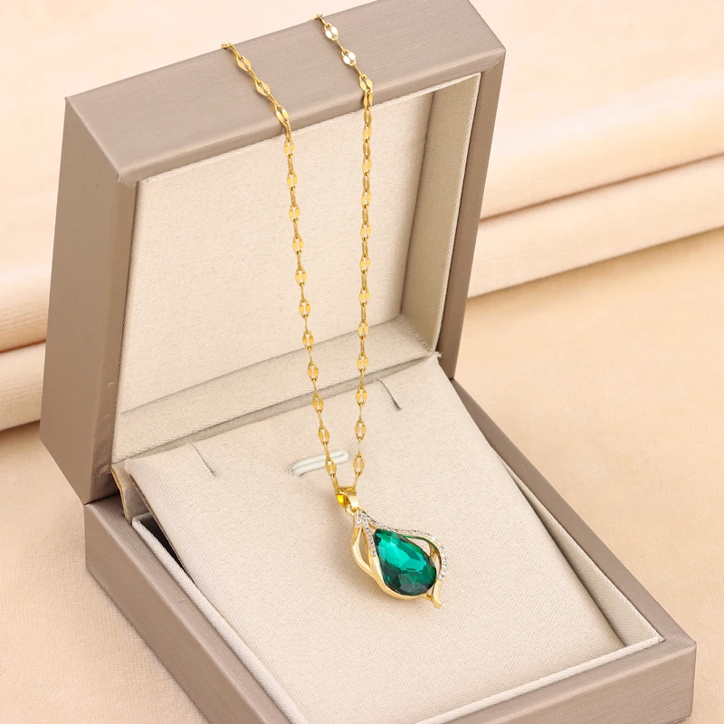 New Vintage Style Light Luxury Green Water Drop Pendant Necklace for Women Trendy Stainless Steel Jewelry Ladies Wedding Jewelry_voghion.com