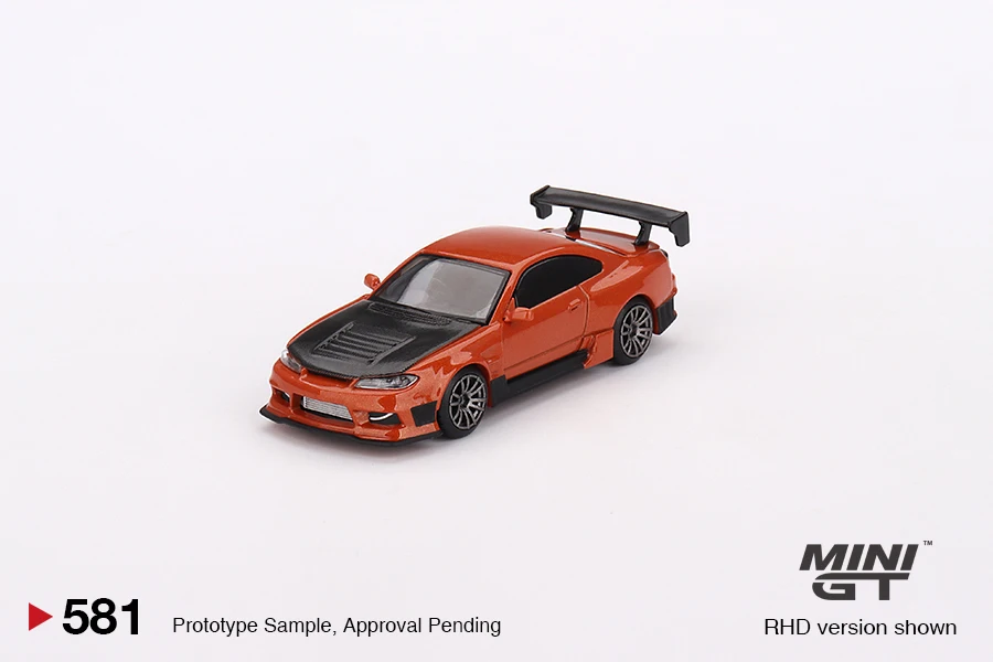 

Модель автомобиля под давлением металлик оранжевого цвета MGT 1:64 Nissan Silvia S15