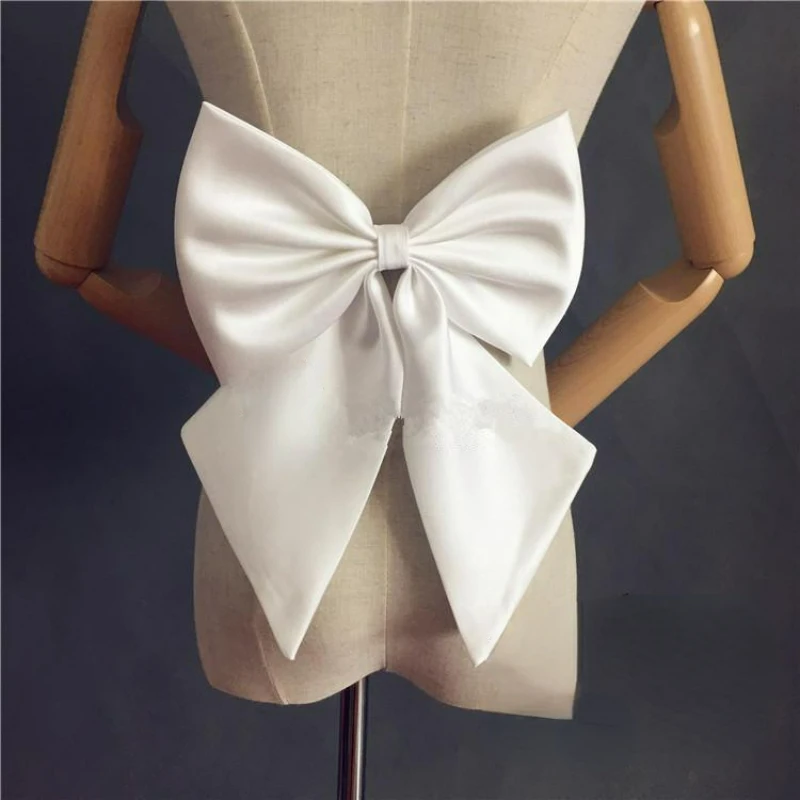 

Oversized white satin Bow wedding Accessories Delicate luxury bridal belt Model runway dress waist accessories